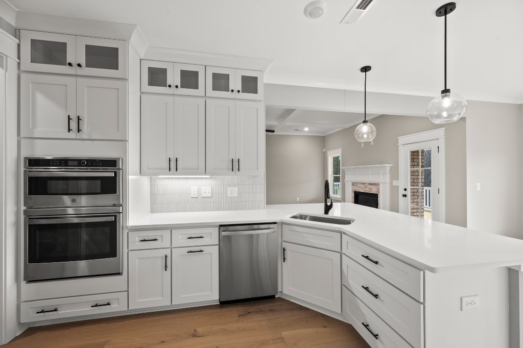 740 Surrey Path Trail, kitchen double ovens and cabinets