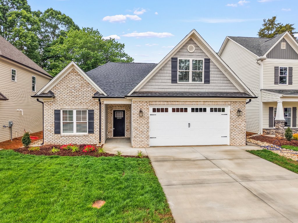 SOLD: 1932 Wild Rosewood Way, Winston Salem