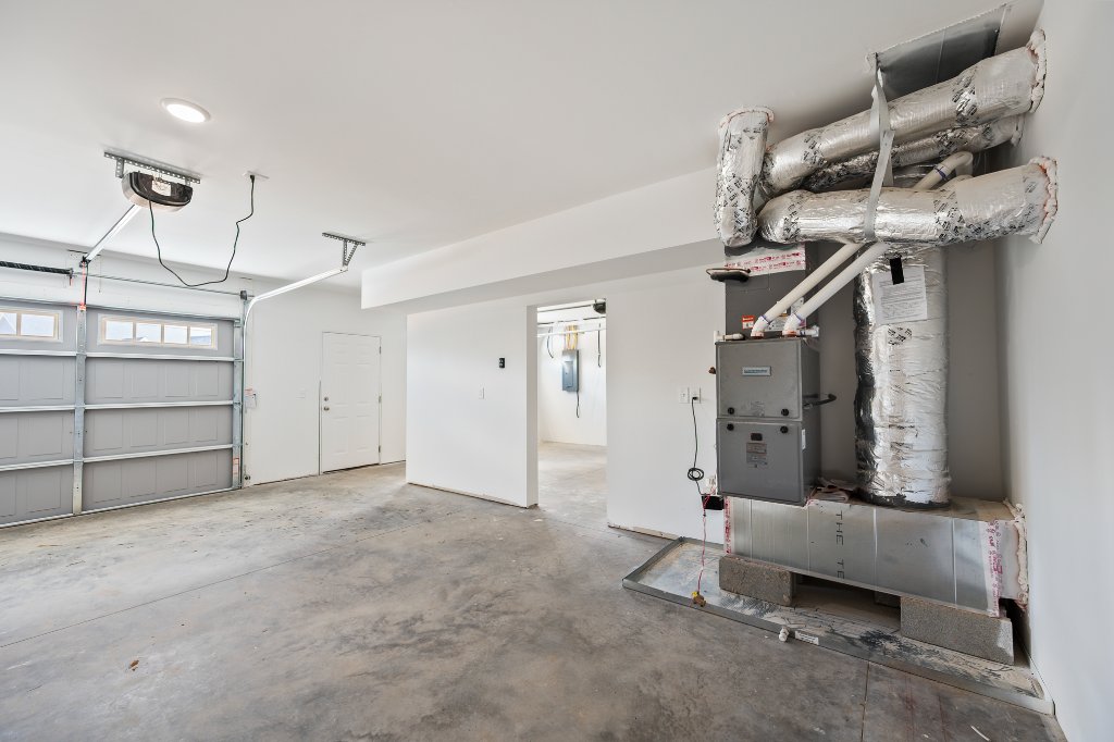 360 Wynnfall Drive, garage storage area