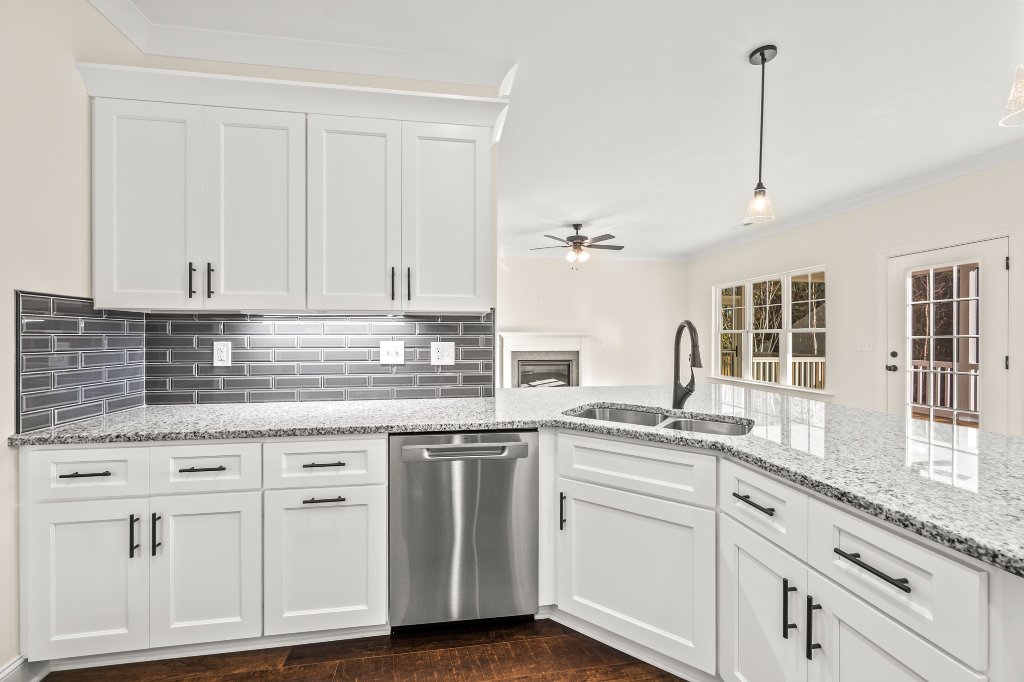 210 Painted Trails Lexington, kitchen open to great room