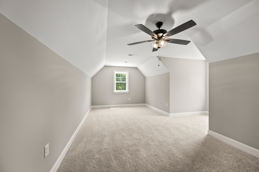 Upstairs bonus room