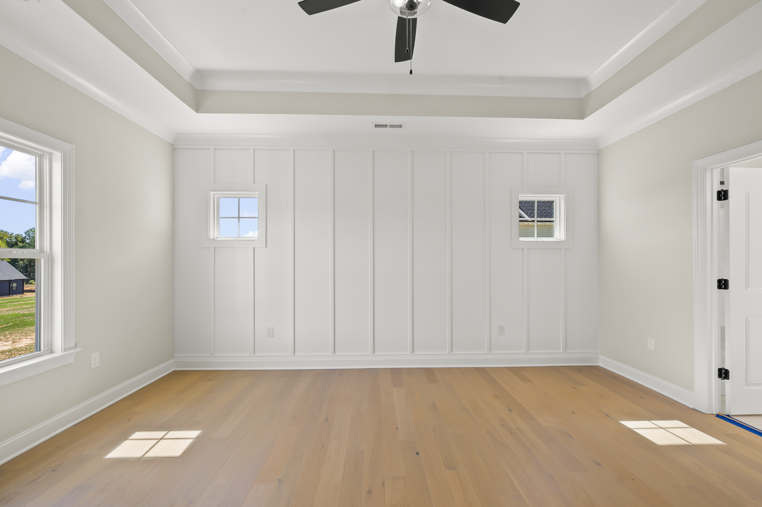 212 Cool Run - Primary Bedroom with Board & Batten Accent Wall