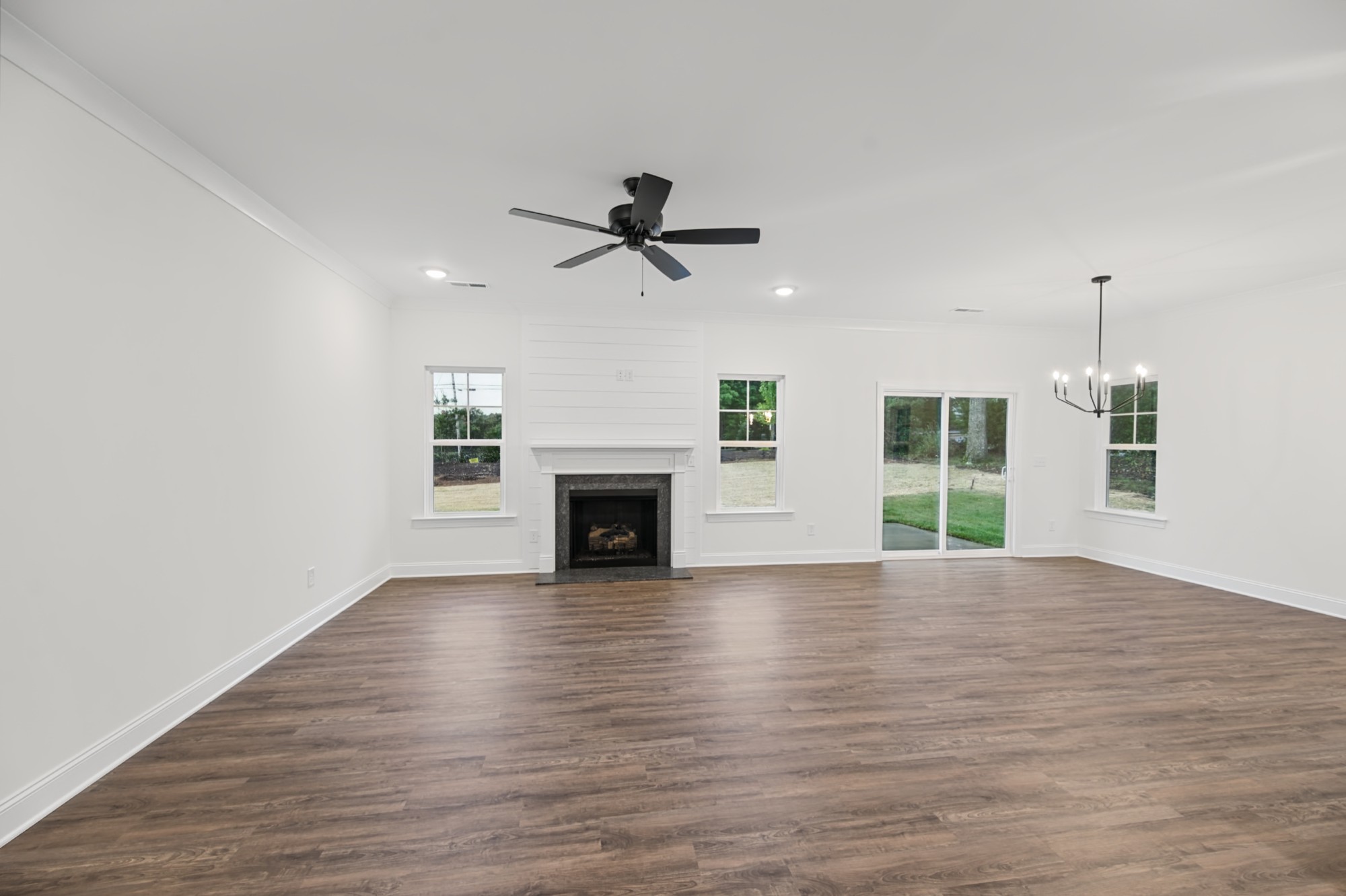 114 Carolina Rose Ct - Main Living Area