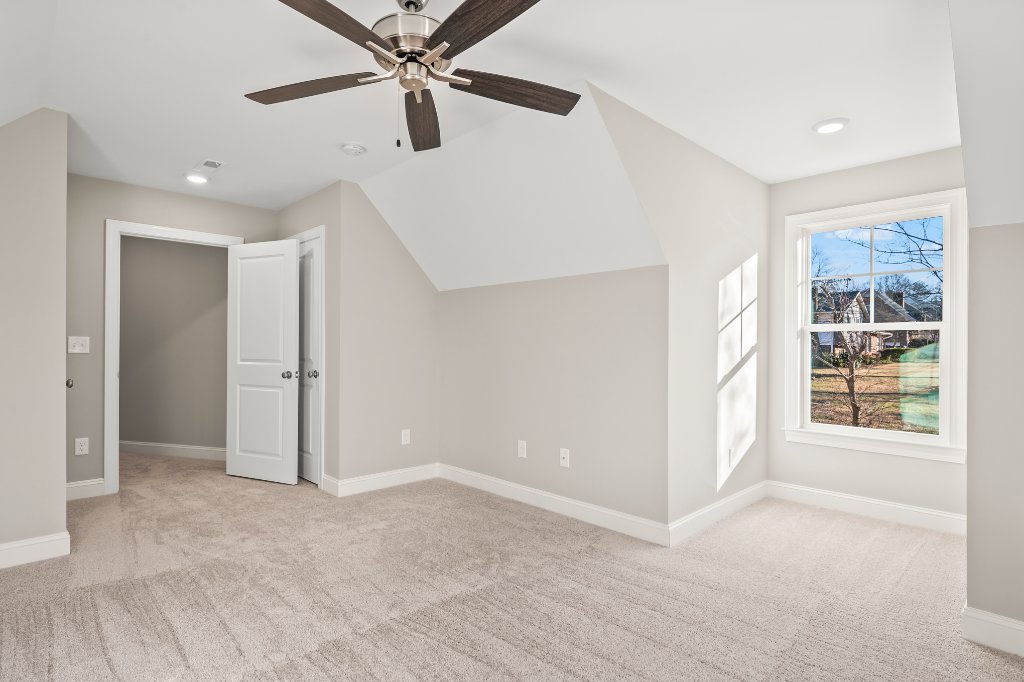 553 Alpine Road, open foyer with natural light.
