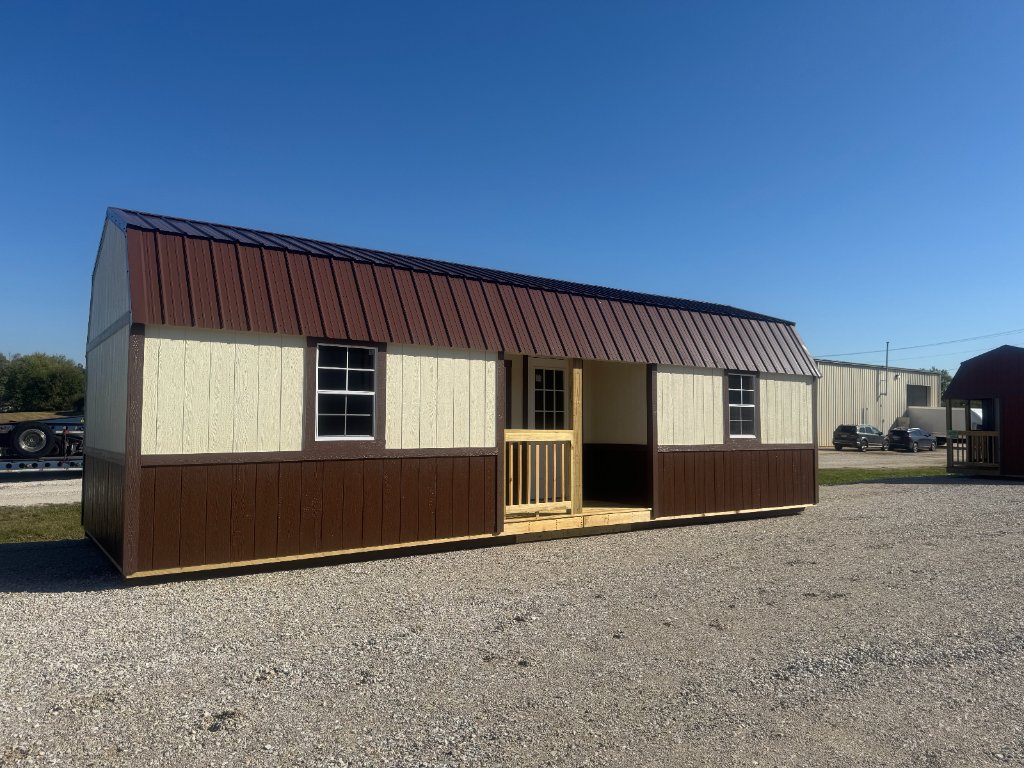 Center Lofted Barn Cabin