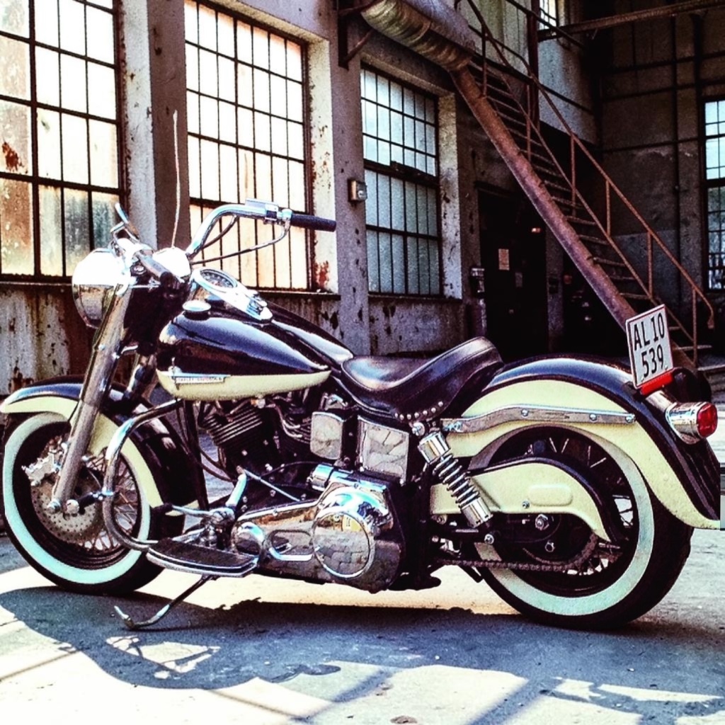 Motorcykel HD FLH 1972