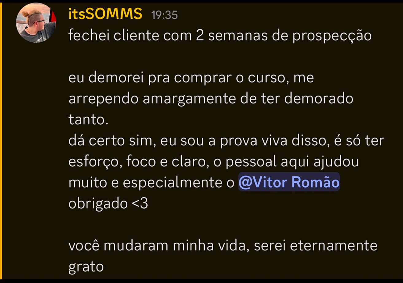 Depoimento de aluno no Discord sobre fechar cliente em 2 semanas