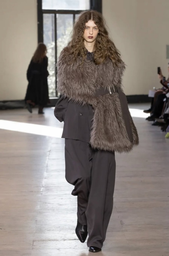 UJOH  look 40