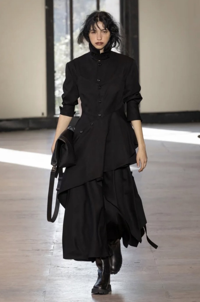UJOH  look 34