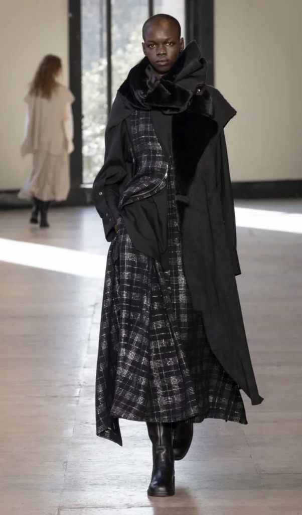 UJOH  look 11