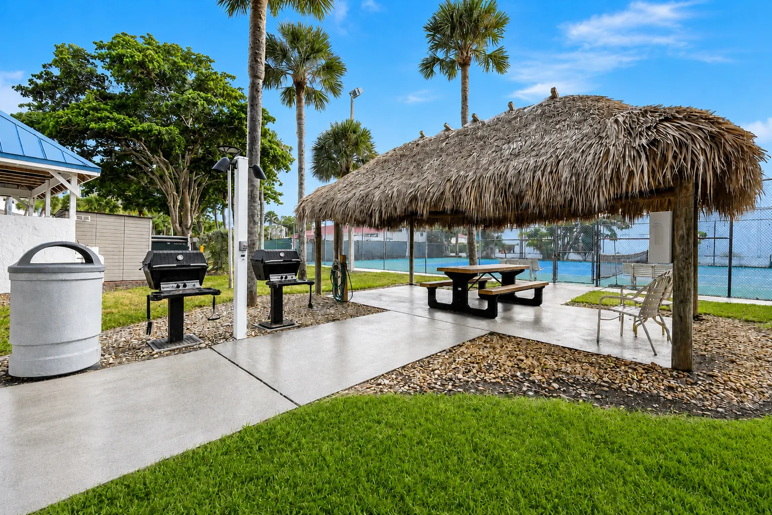 BBQ grills & tiki pavilion
