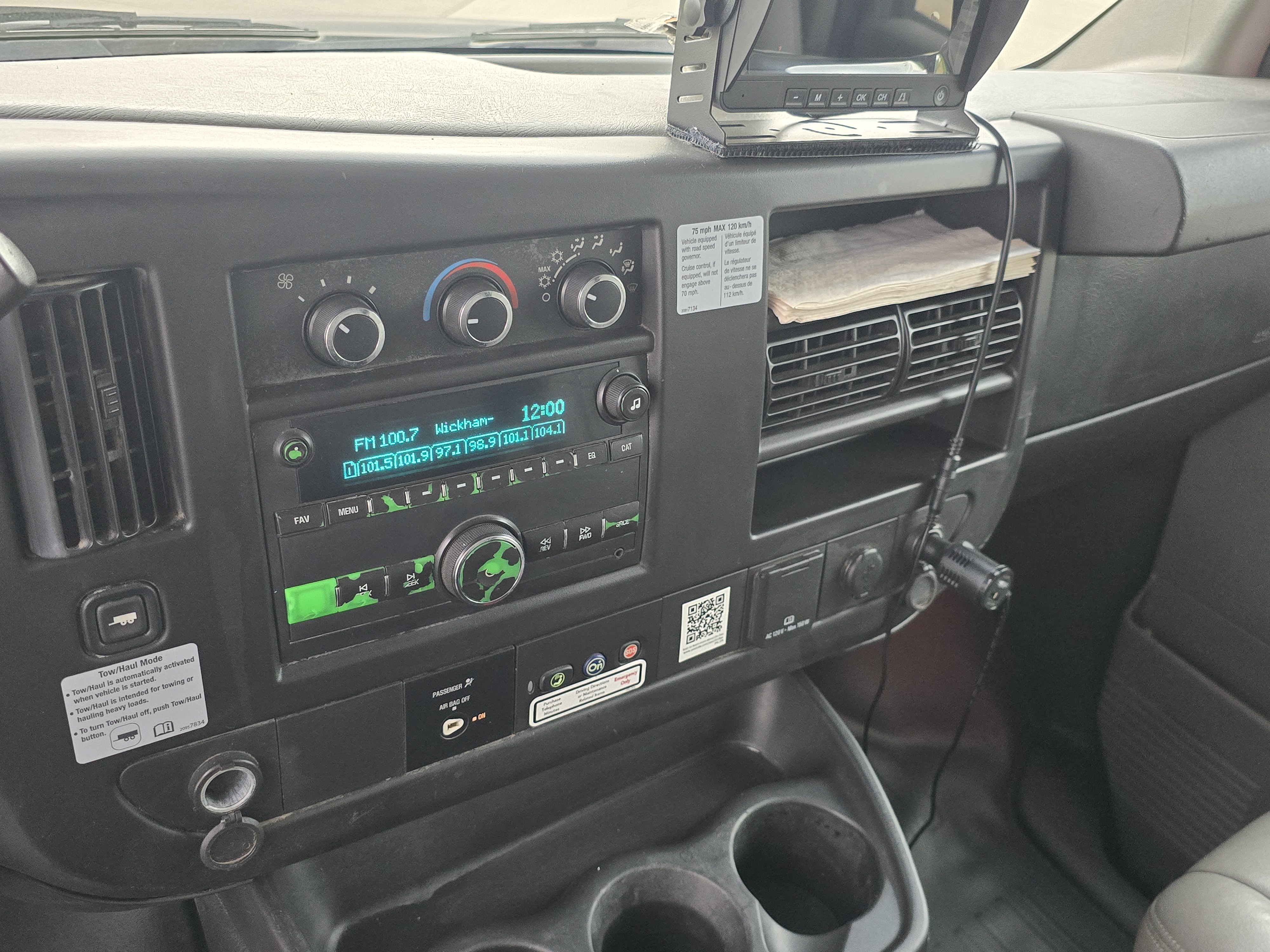 2015 GMC Savana 3500 used mobile billboard truck – photo 6 of 42