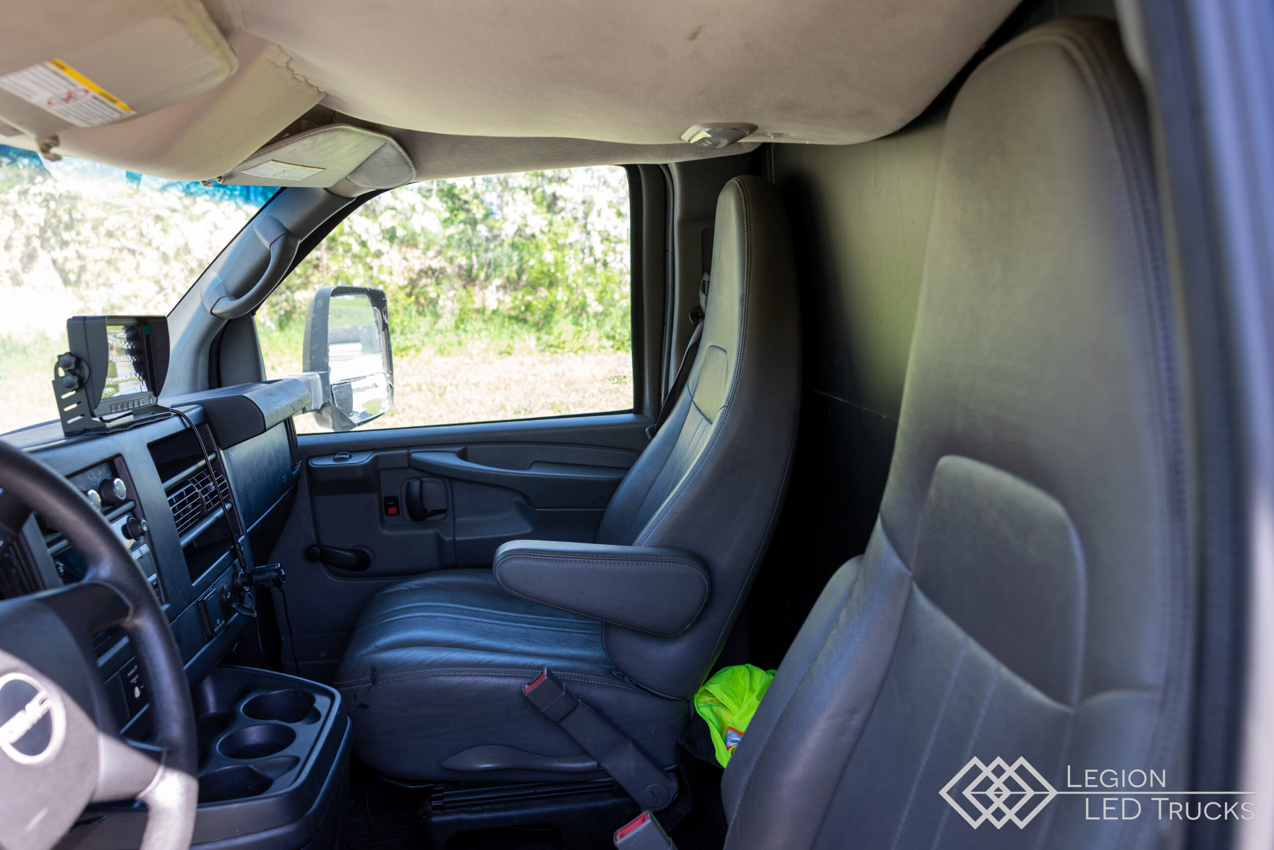 2014 GMC Savana 3500 led truck for sale – photo 38 of 42