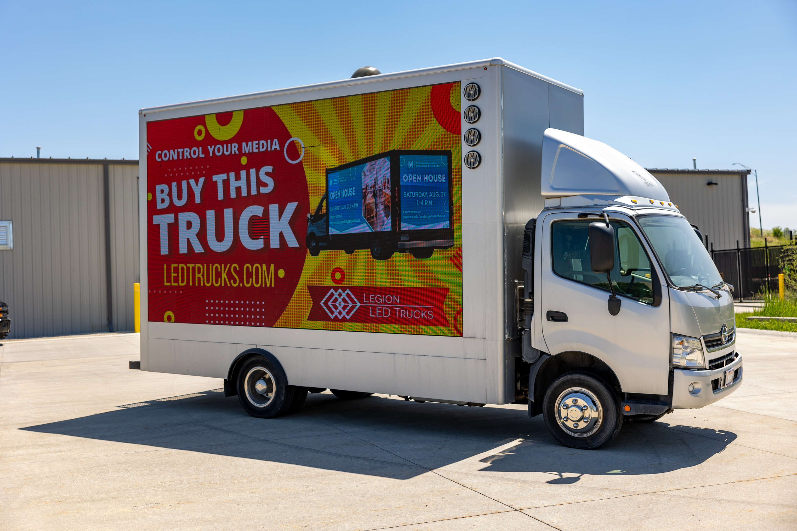 2018 Hino 155