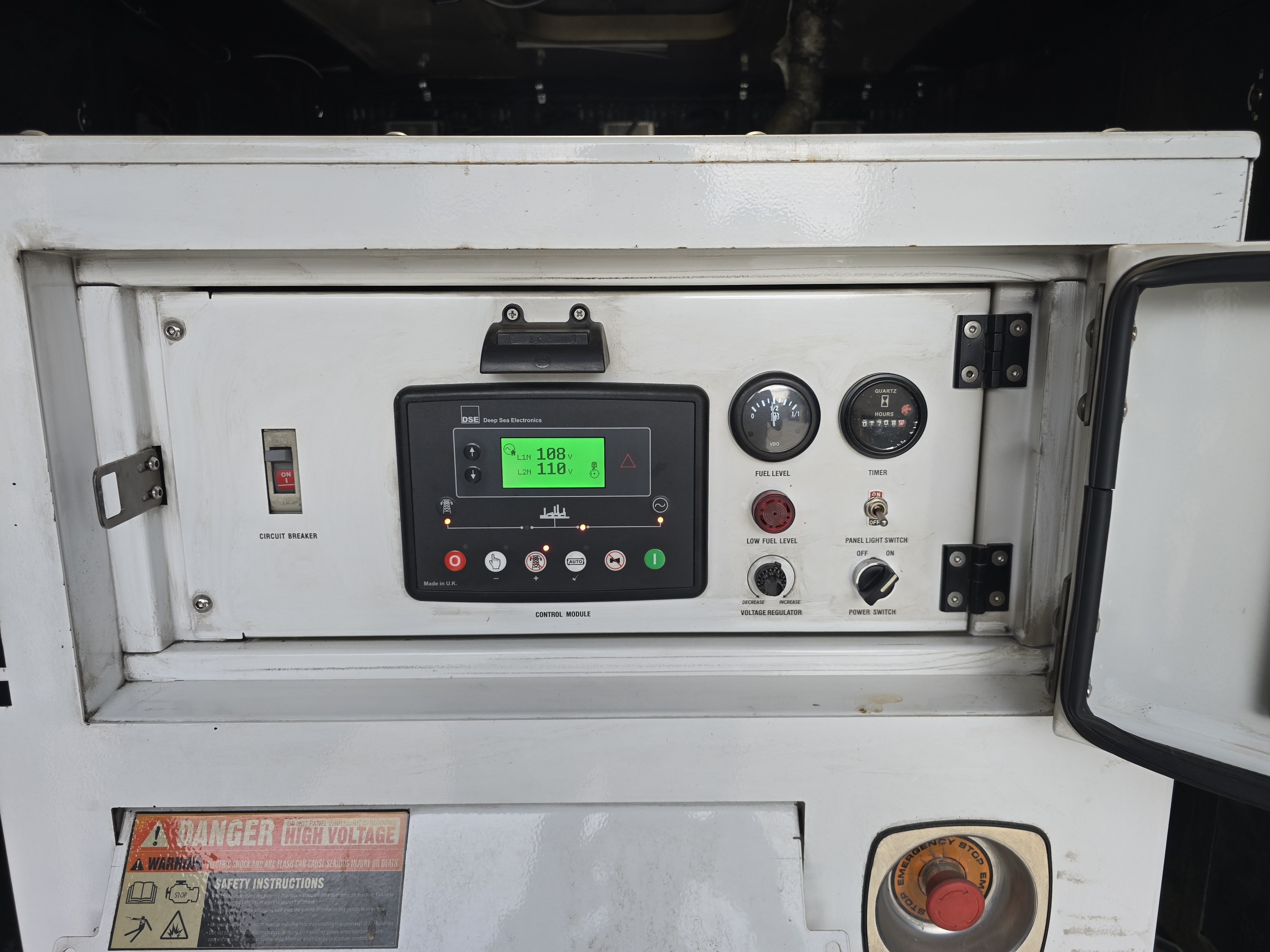 2015 GMC Savana 3500 LED truck for sale – photo 13 of 42