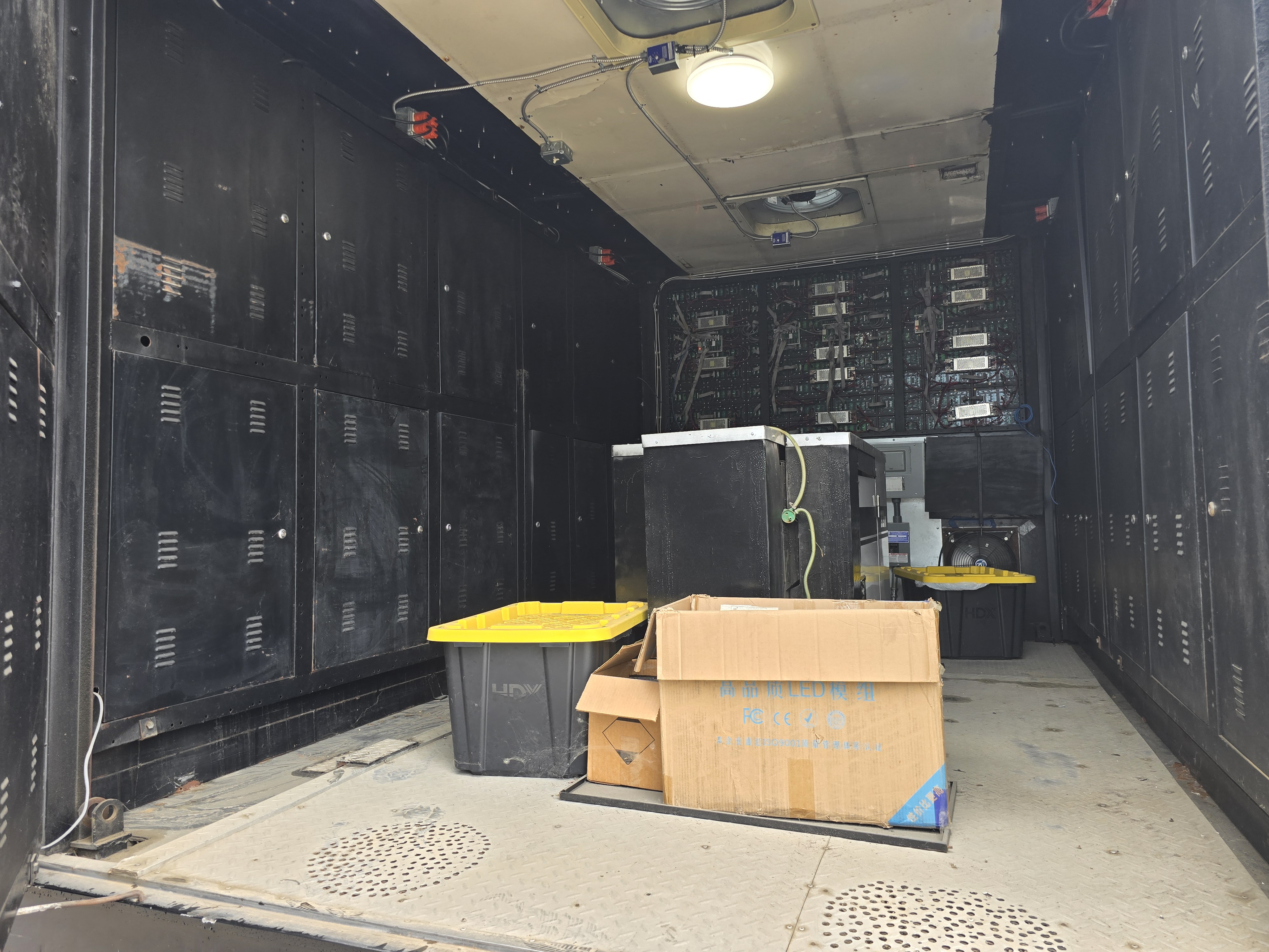 2014 GMC Savana 3500 Cutaway used mobile billboard truck