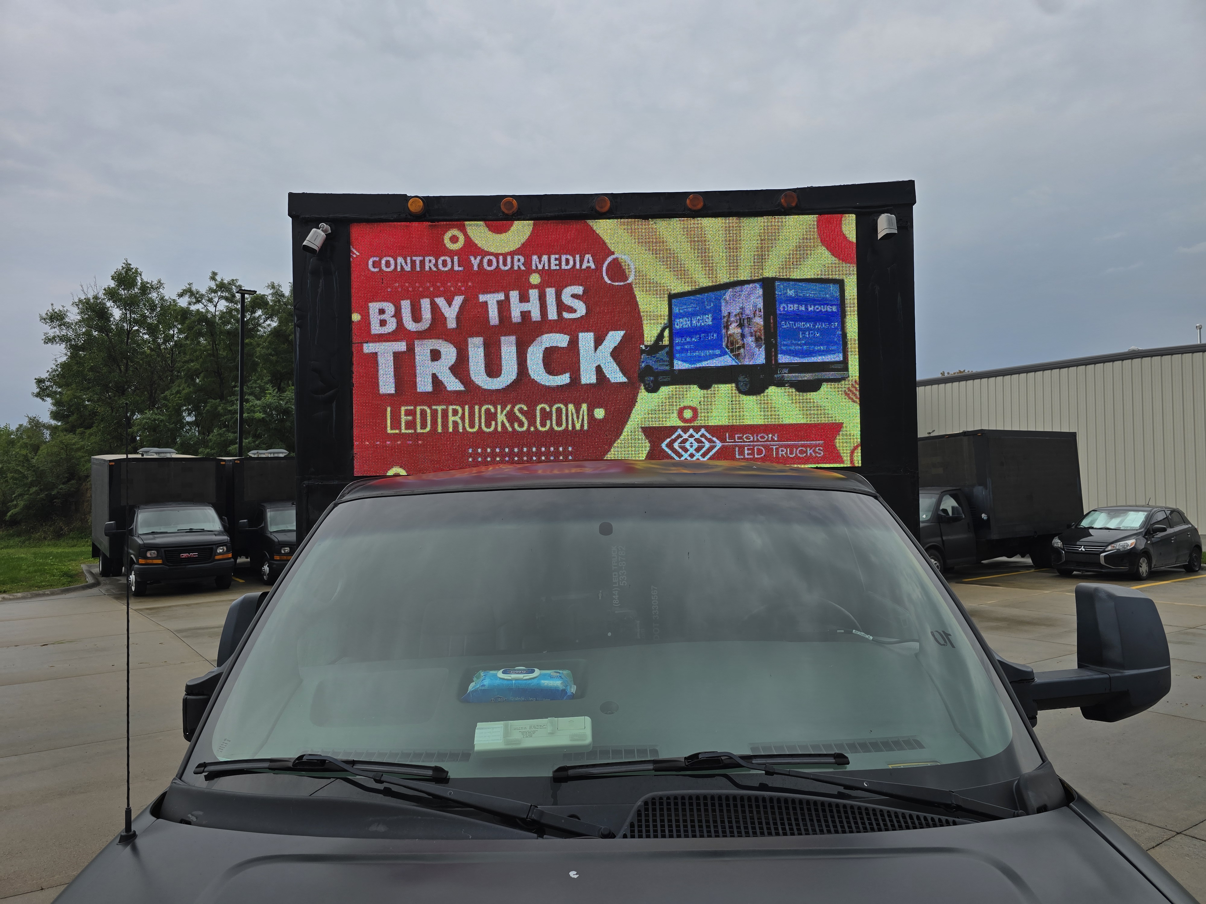 2014 GMC Savana 3500 Cutaway used LED billboard truck