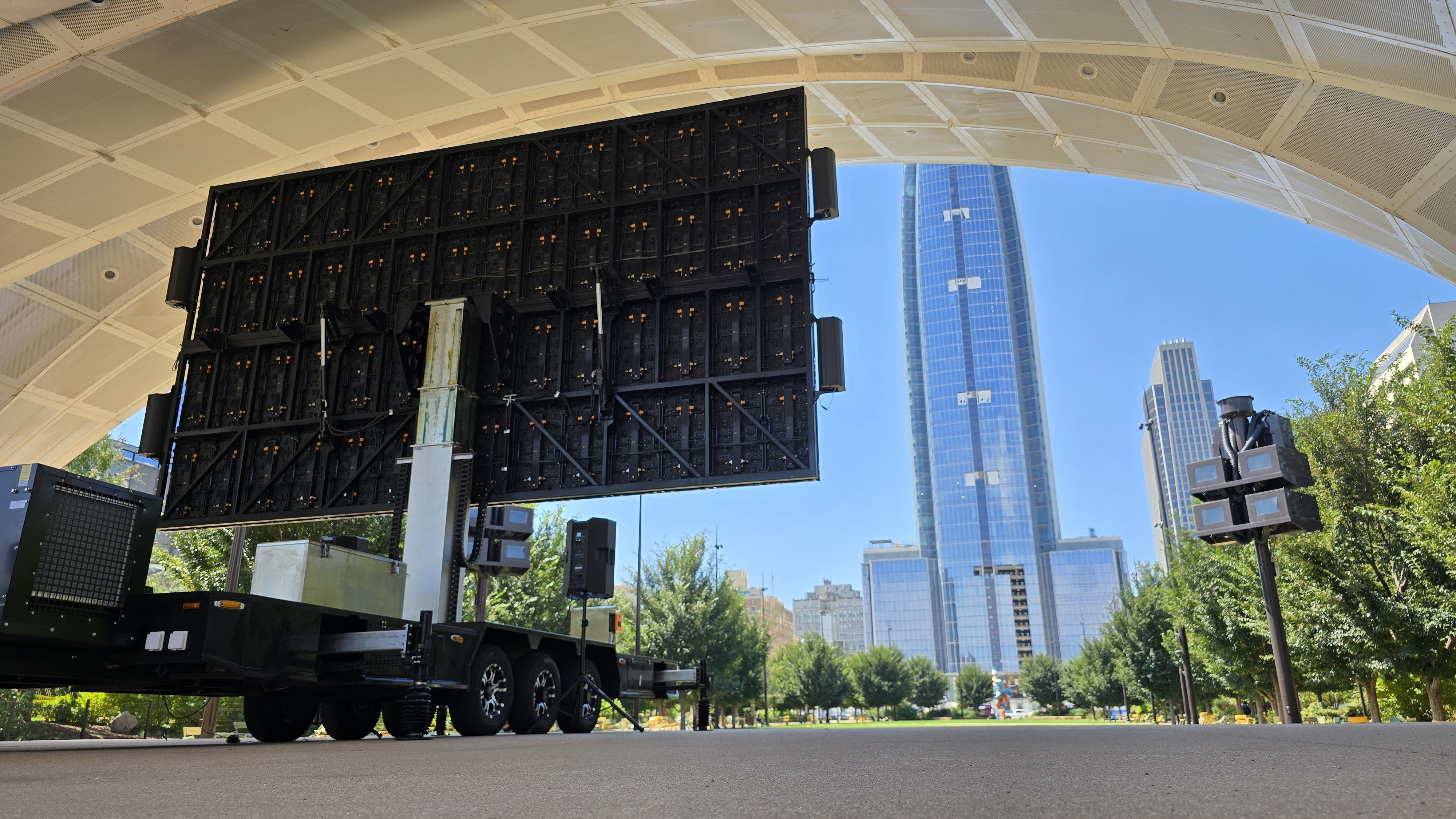 2026 Sinoswan SL70 led trailer for sale