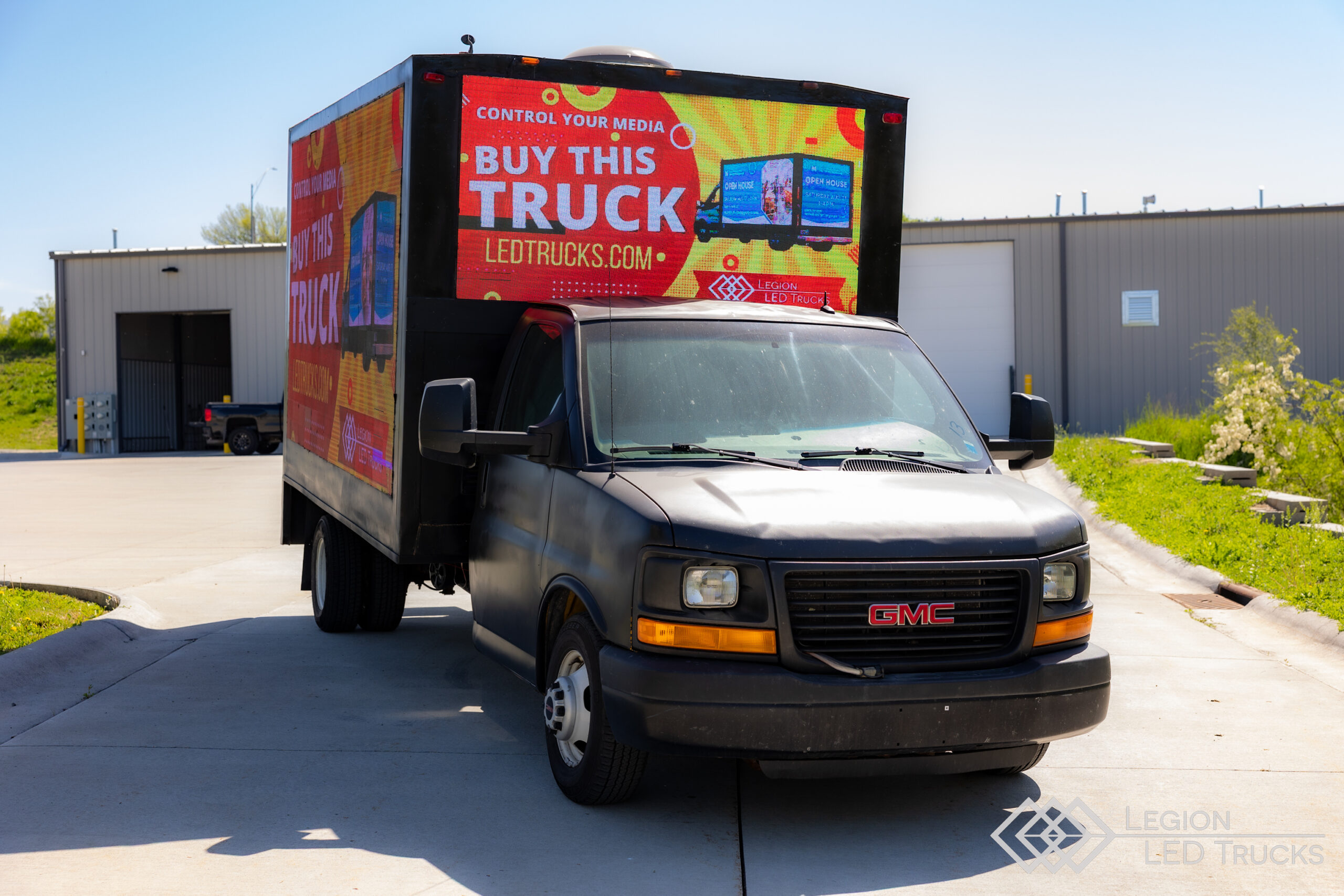 2014 GMC Savana 3500 led truck for sale – photo 3 of 42
