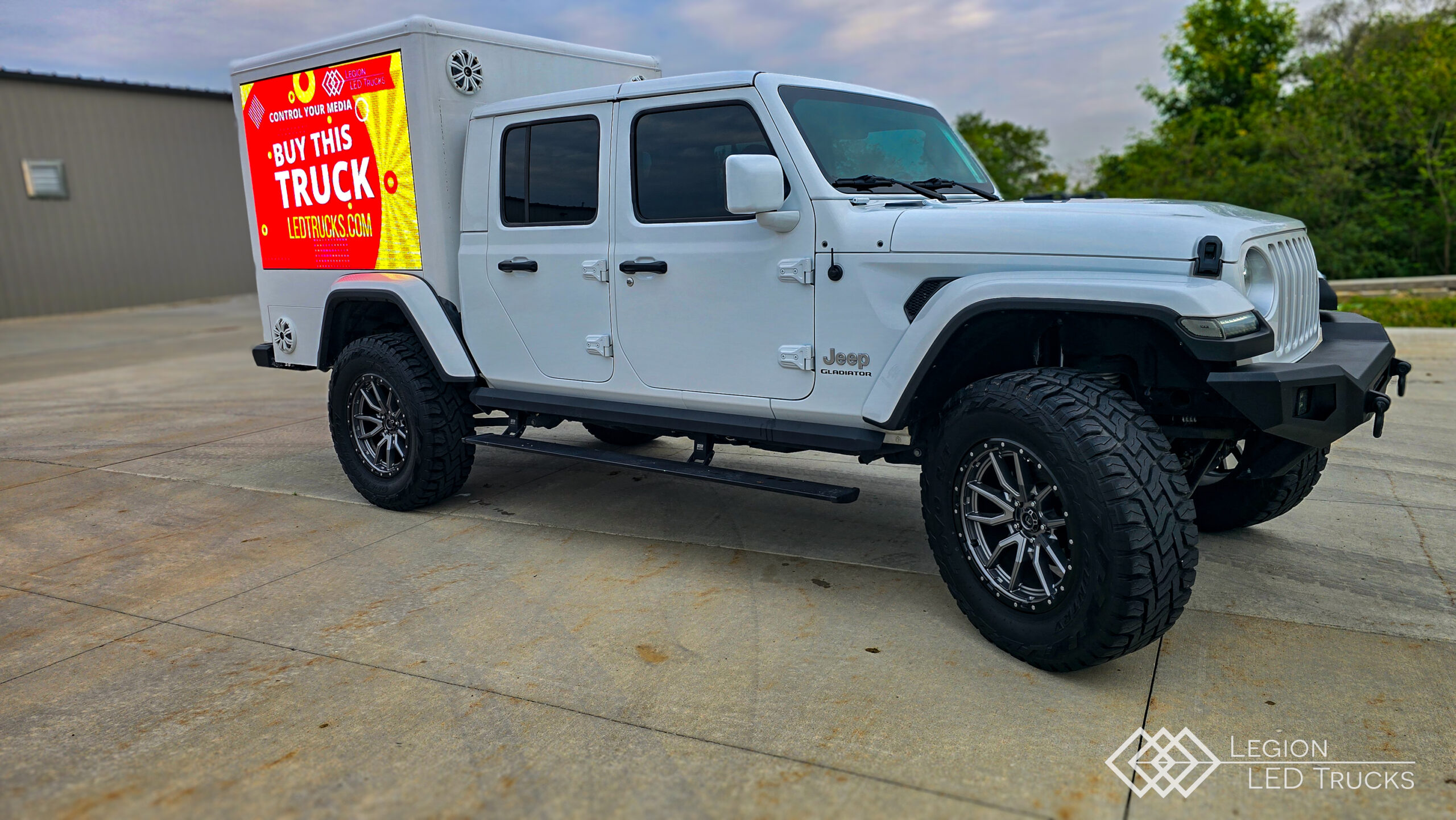 2021 Jeep Gladiator led truck for sale – photo 4 of 18