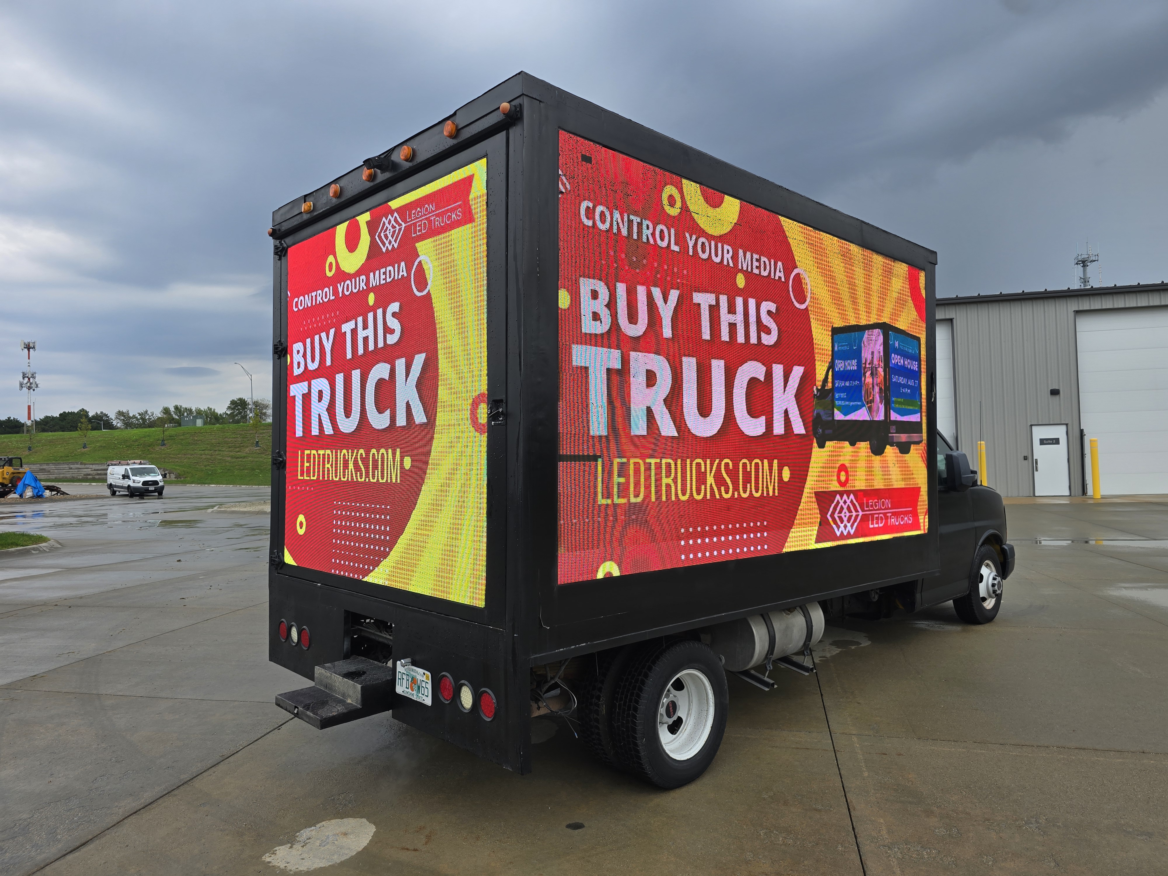 2014 GMC Savana 3500 Cutaway used LED billboard truck
