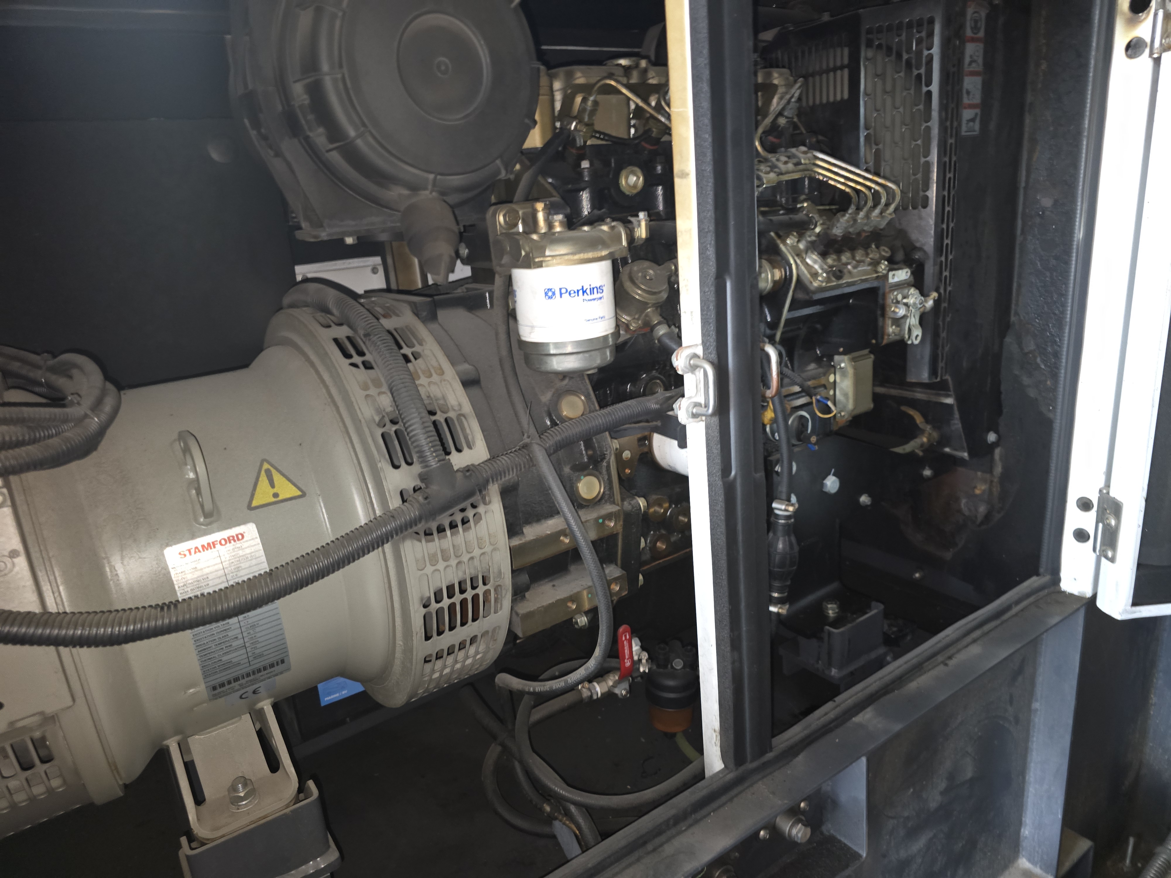 2015 GMC Savana 3500 used LED billboard truck – photo 17 of 42