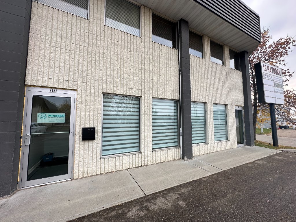 Exterior entrance of Mind360 Psychological Services at Unit 101, 18 Rayborn Crescent in St. Albert.
