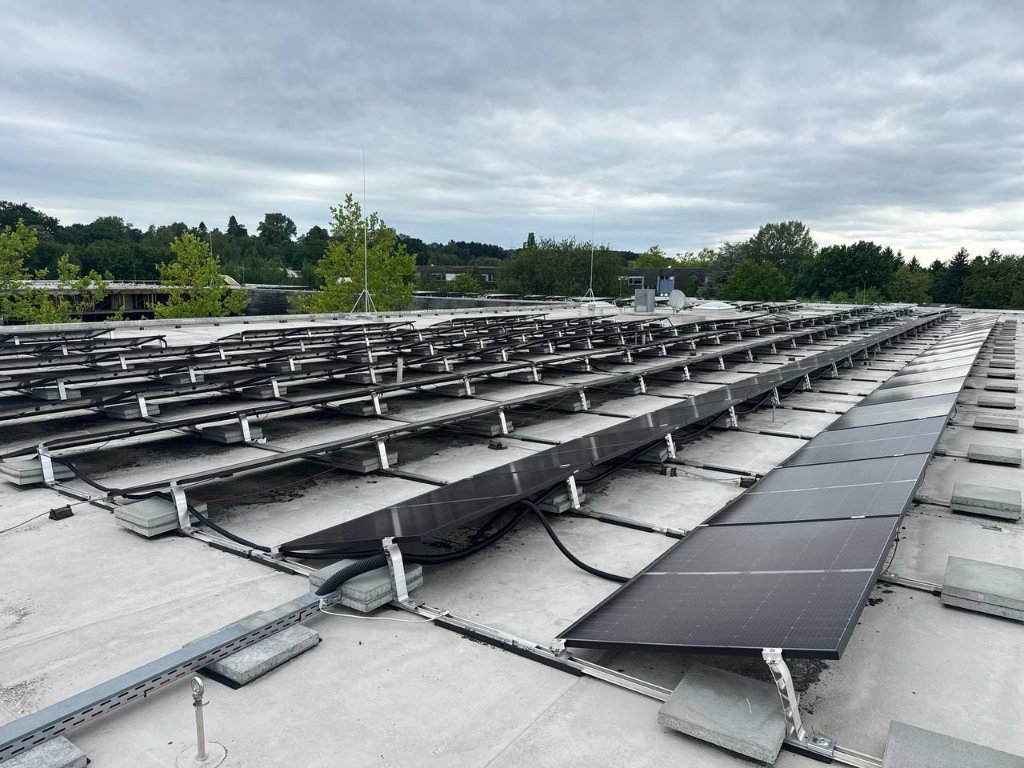 Aufdach-PV-Anlage