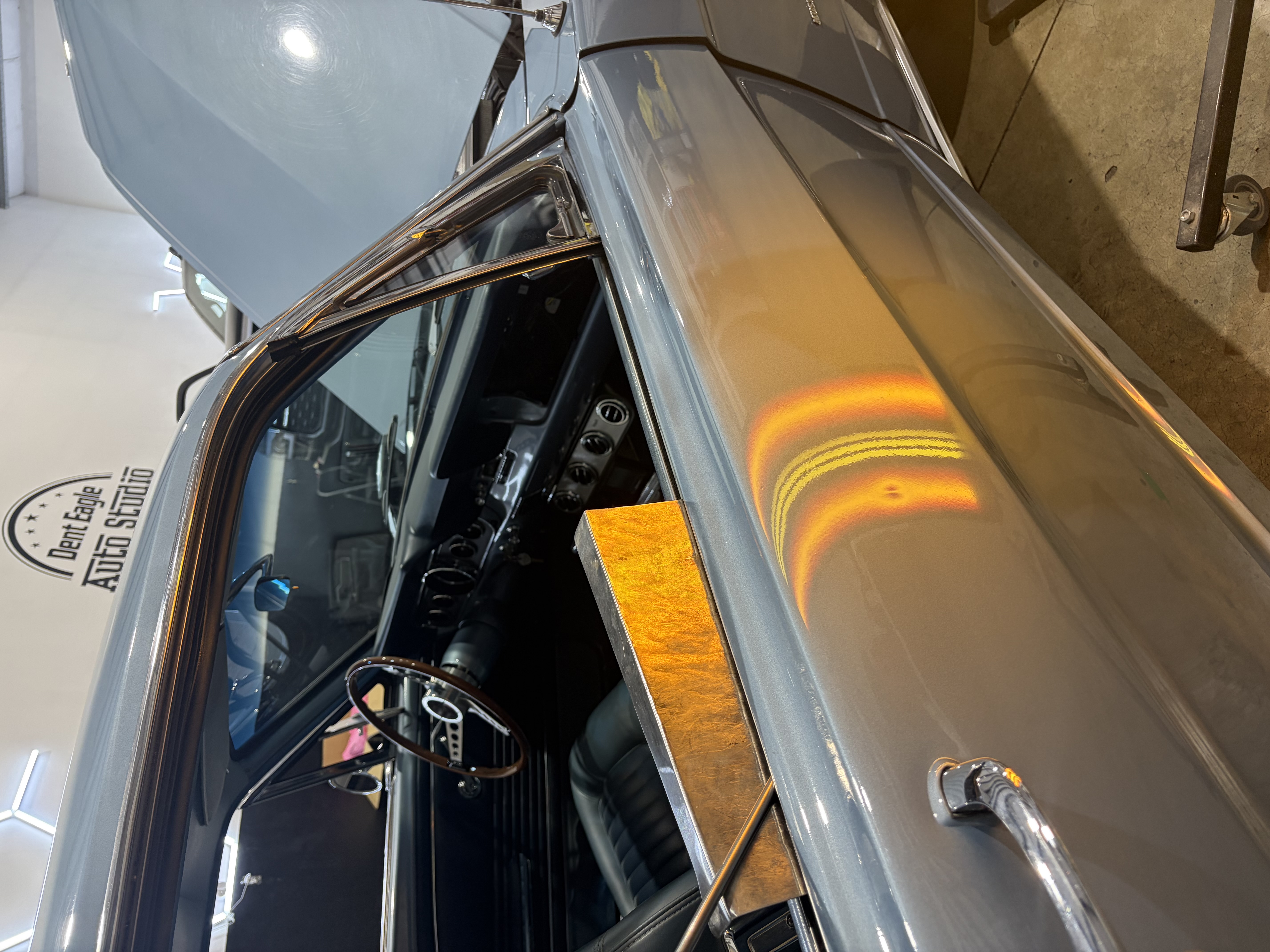 Classic Sedan — Panel Reflection Mapping