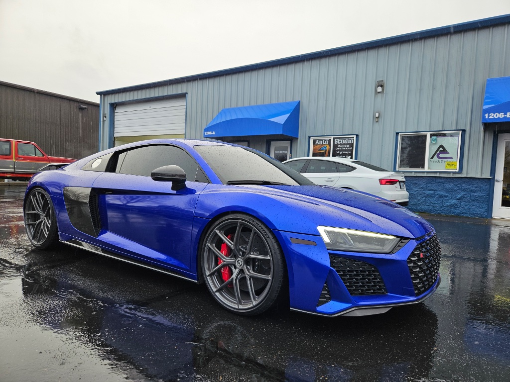 Audi R8 Gloss Blue