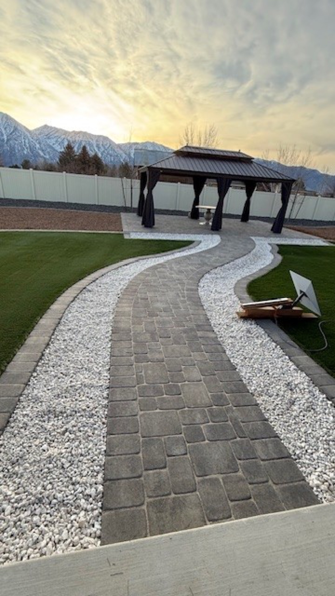 Pavers & Hardscape