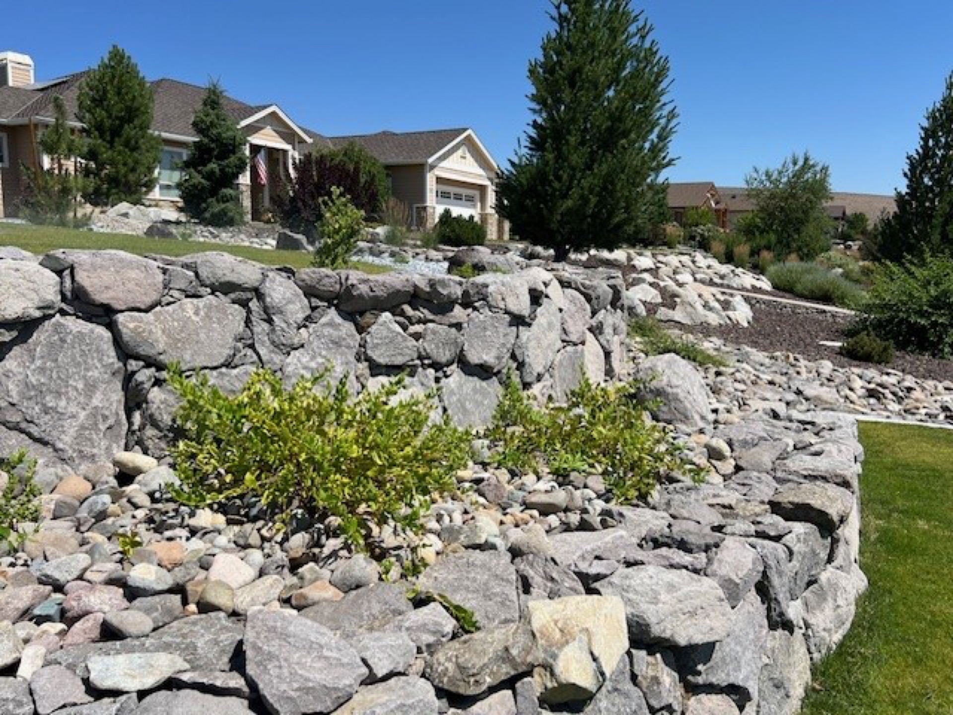 Retaining Walls & Stonework