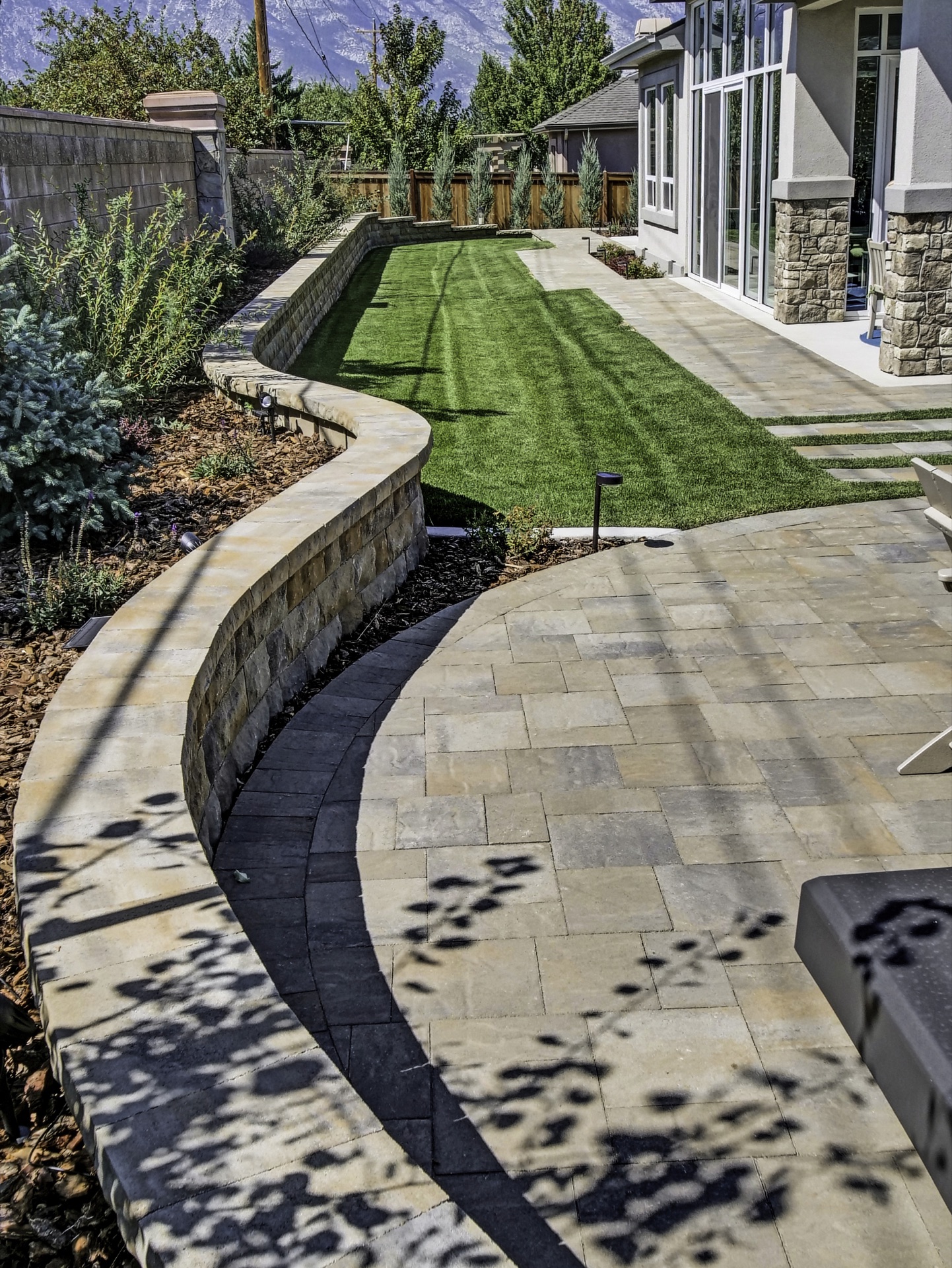 Retaining Walls & Stonework
