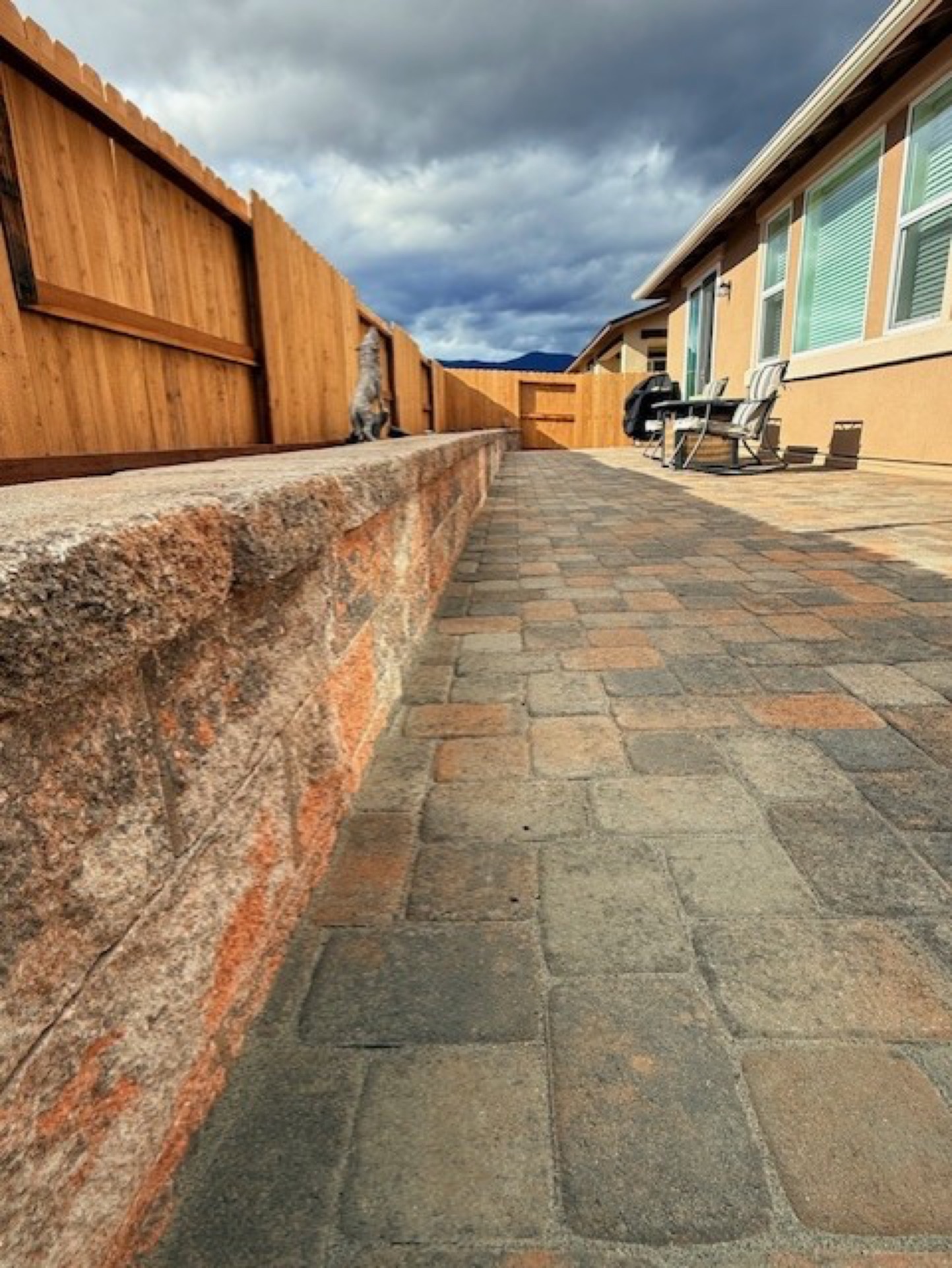 Retaining Walls & Stonework