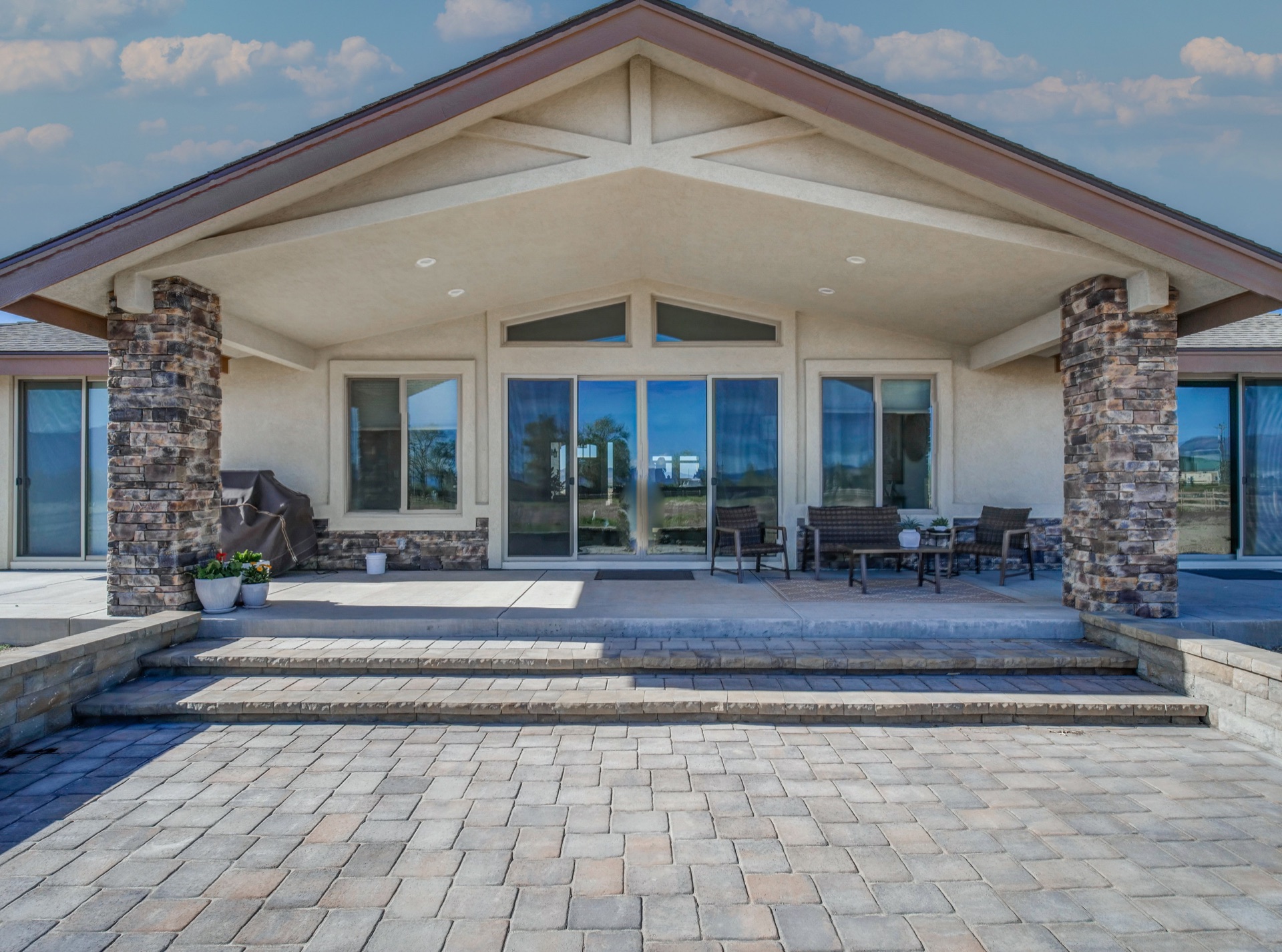 Pavers & Hardscape