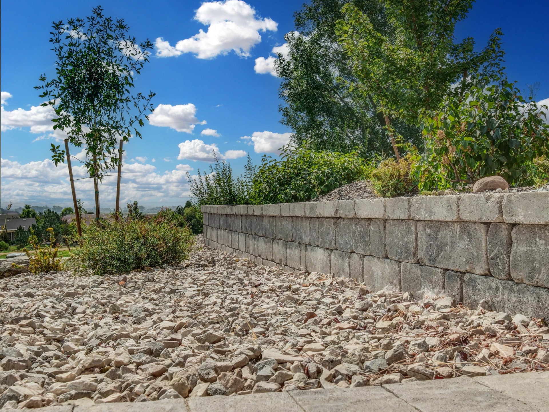 Retaining Walls & Stonework