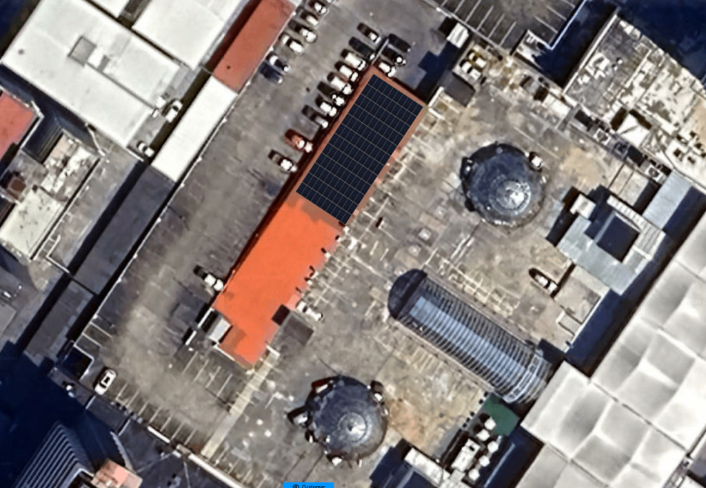 Sistema Fotovoltaico Comercial — Techo Rojo