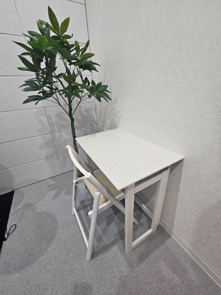 作業デスク