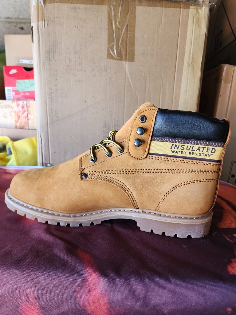 Tractor Work Shoe Camel