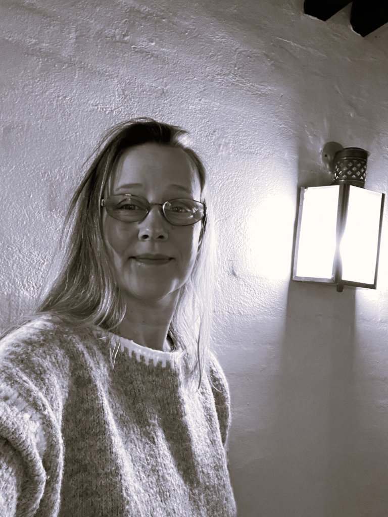 Jeg blev behandlet i alle retninger — og mistede næsten mig selv undervejs