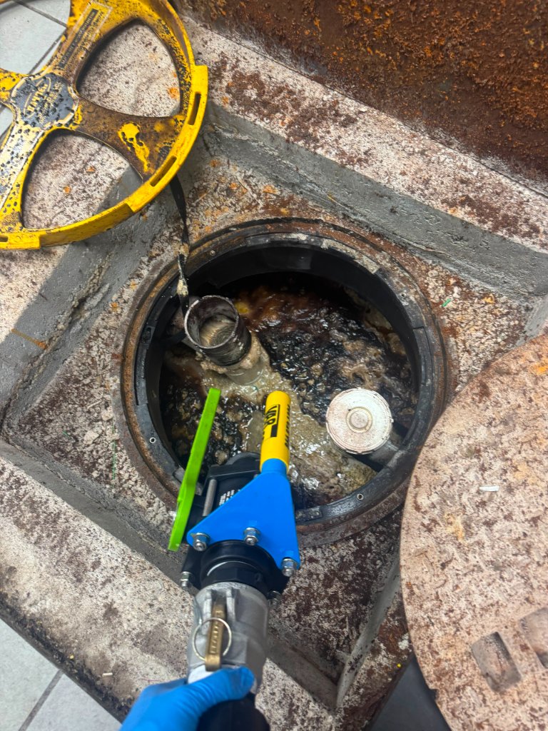 Before — Lift Station Pump-Out — South Florida