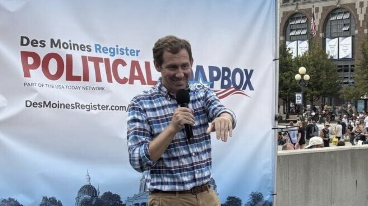 Michael Bridgford at the Des Moines Register Political Soapbox
