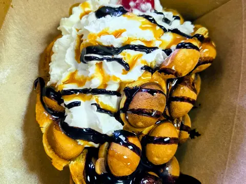 Ice Cream Bubble Waffle