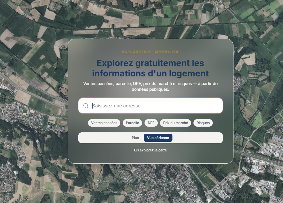 Explorateur immobilier — vue aérienne, ventes passées, parcelle, DPE et risques