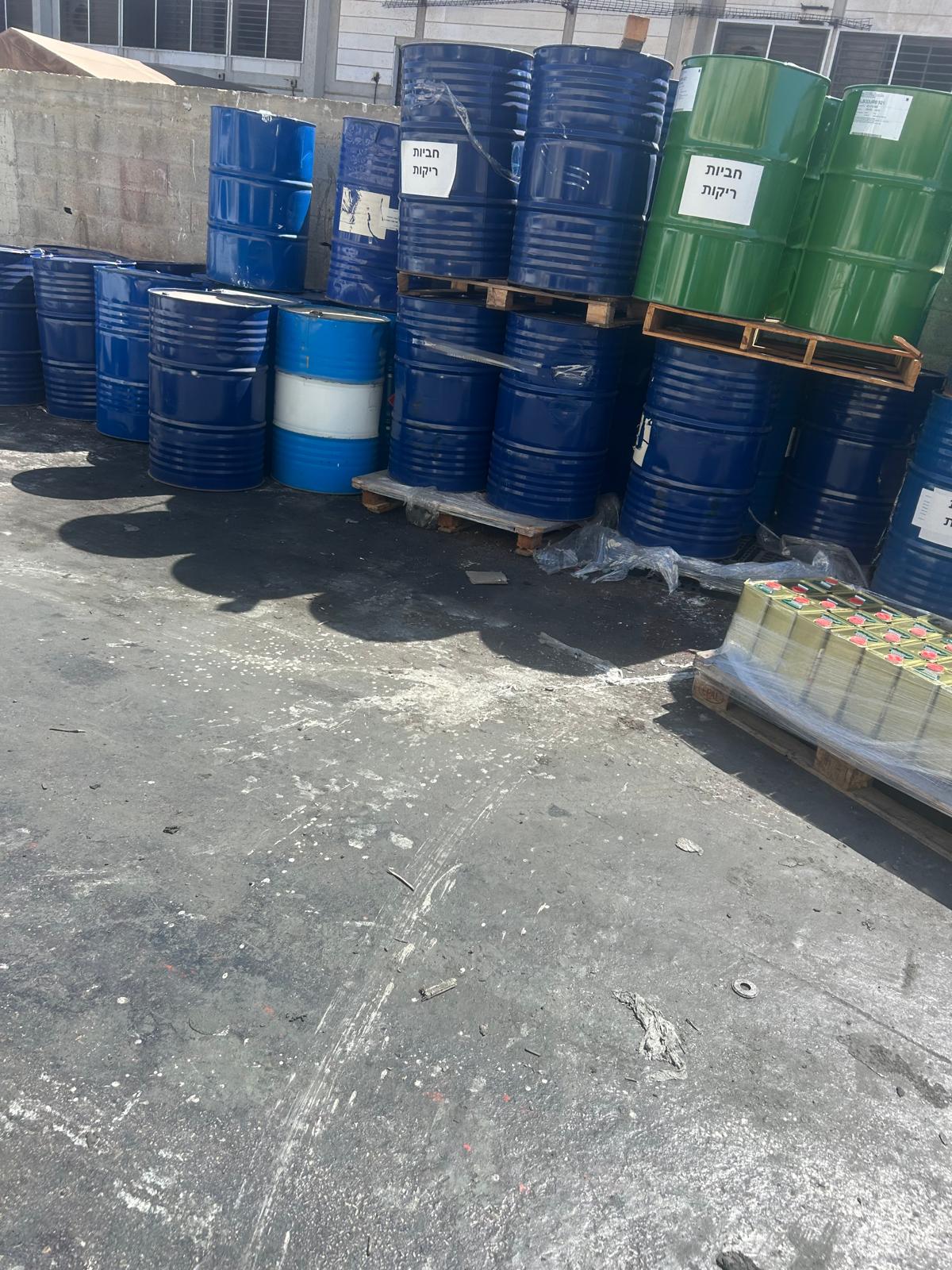 פינוי חביות תעשייתיות — ברזל, פלסטיק ו-IBC