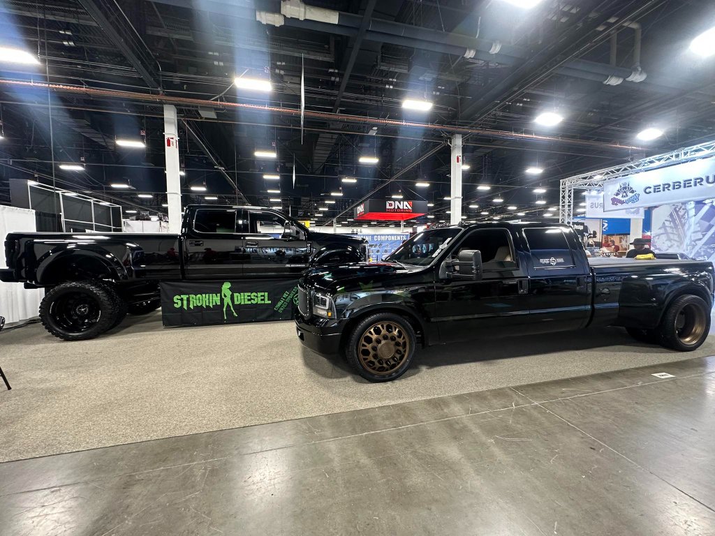 SEMA 2025 photo 1