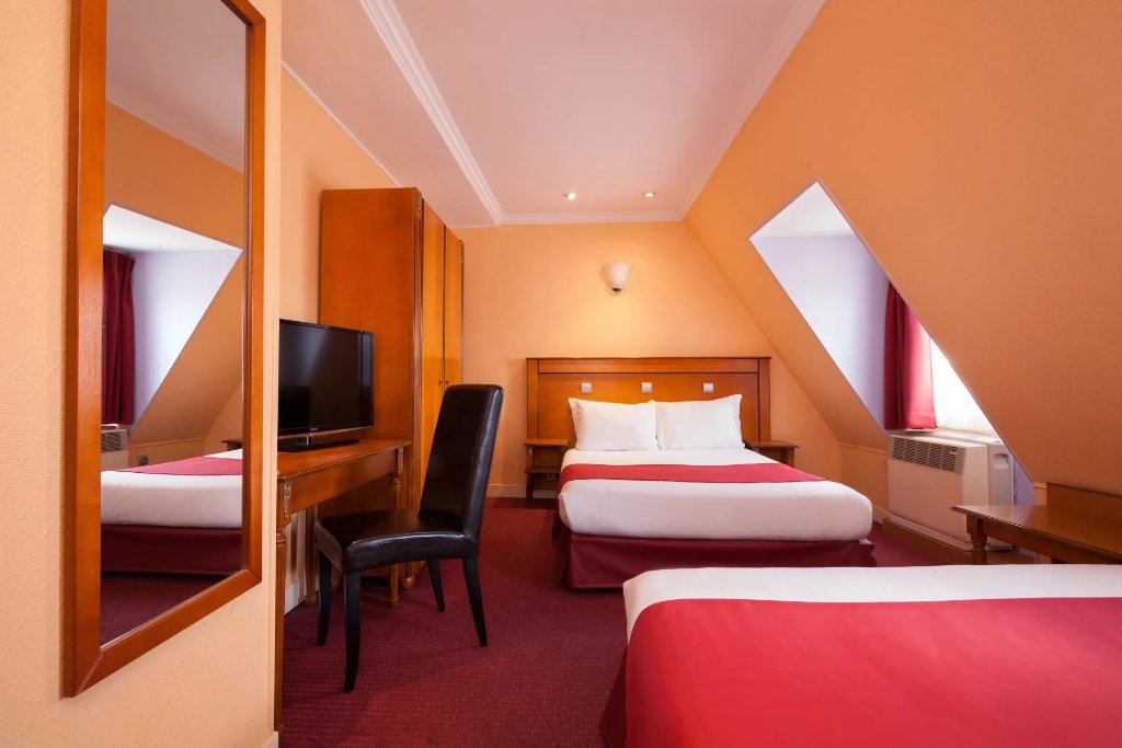 Chambre Quadruple — Vue générale