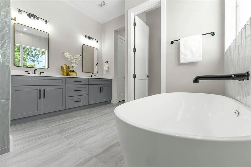 Laminate flooring installation Tampa FL Flooring Master
