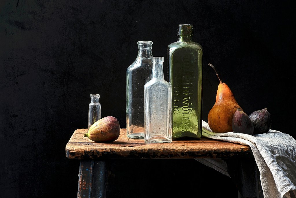 Minimalist Still Life Photography Lighting Tips