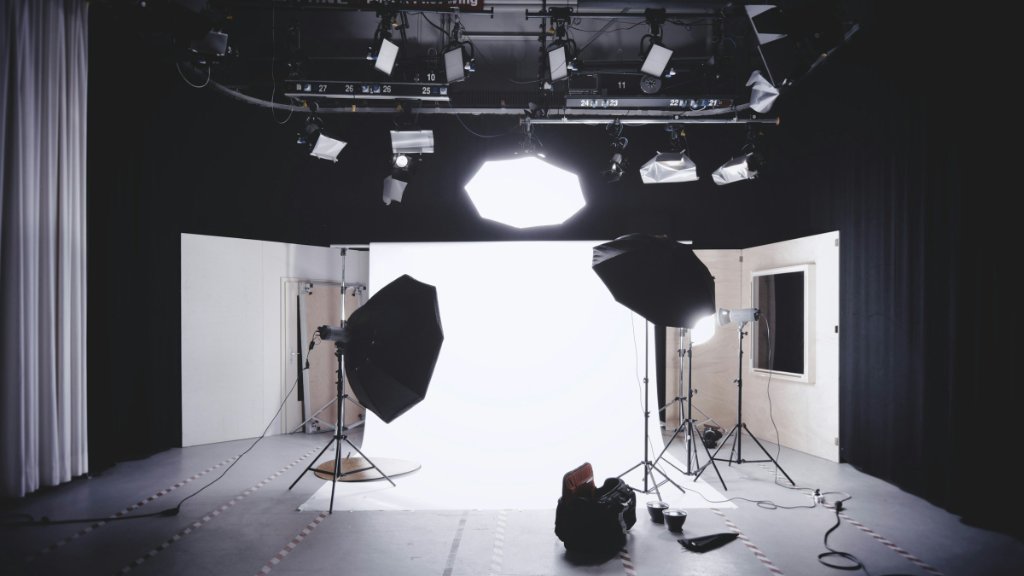 What Is Tethered Shooting and How to Set It Up